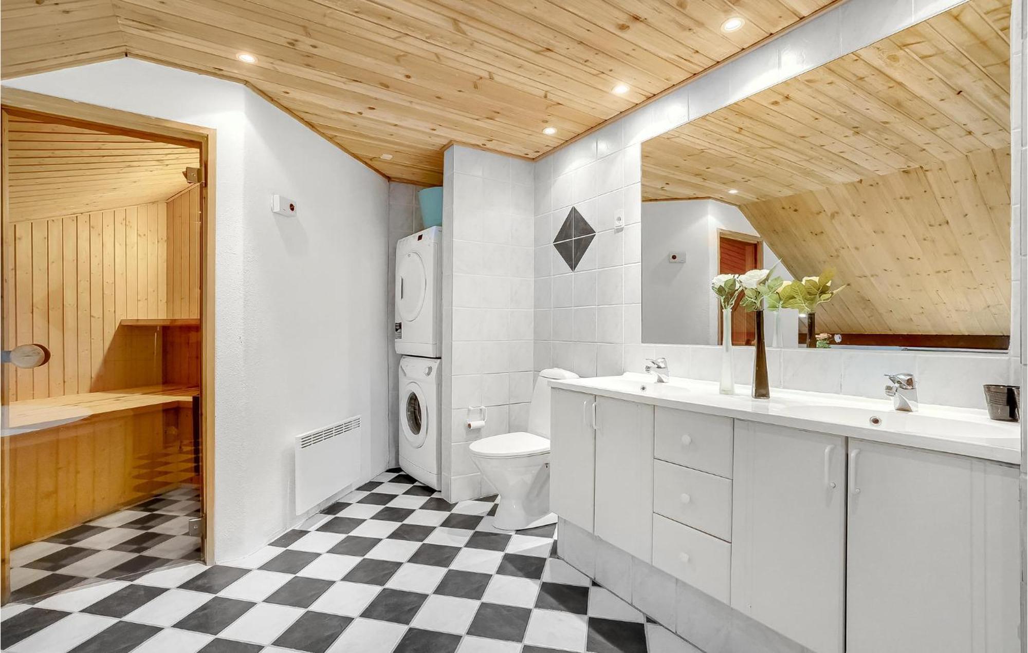 Nice Home In Oksbol With Sauna 외부 사진